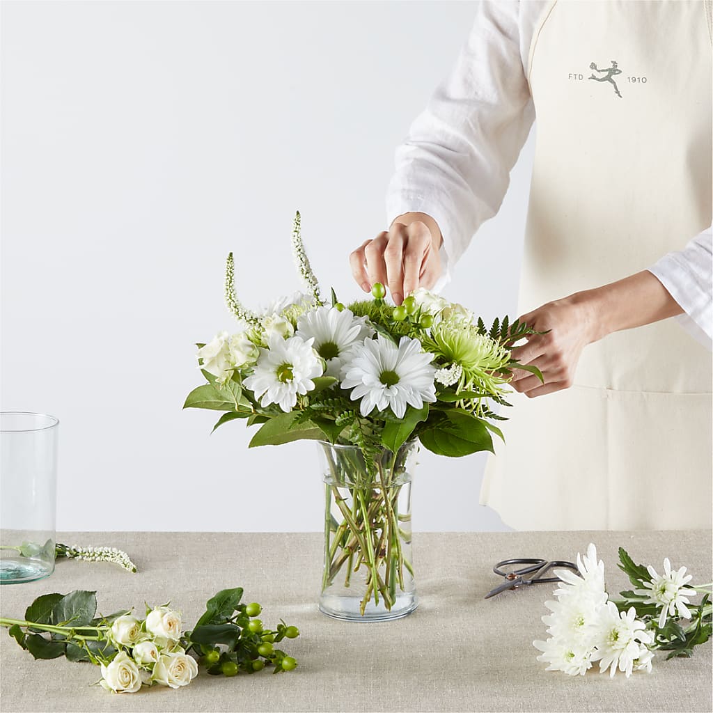 Irish Garden - A Florist Original – MARIA'S FLORAL CREATIONS, Bethel CT