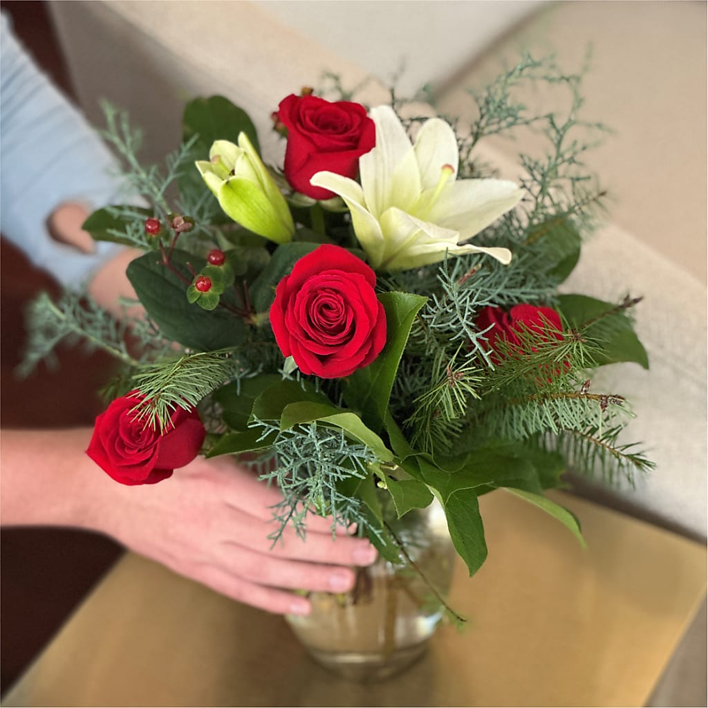 Glittering Lights Bouquet – MARIA'S FLORAL CREATIONS, Bethel CT