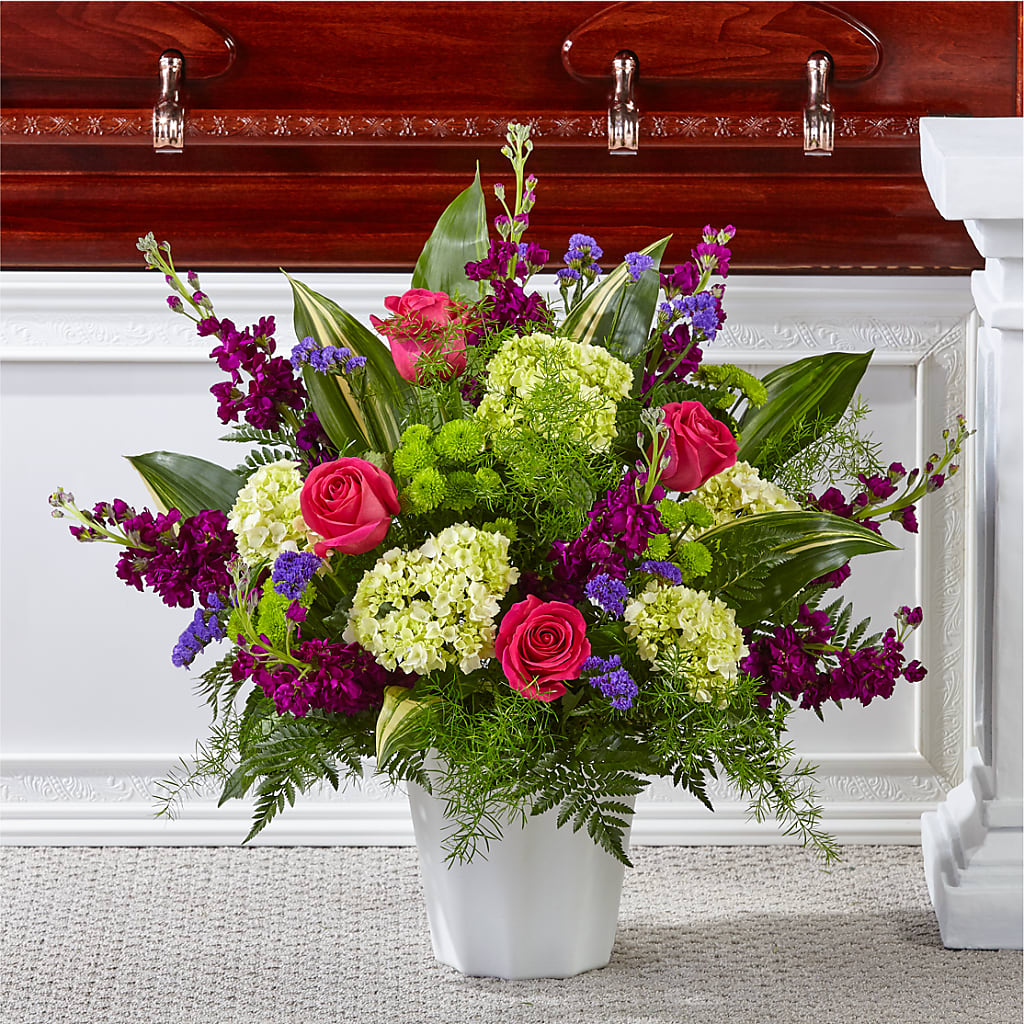 Beautiful Horizons Floor Basket – MARIA'S FLORAL CREATIONS, Bethel CT