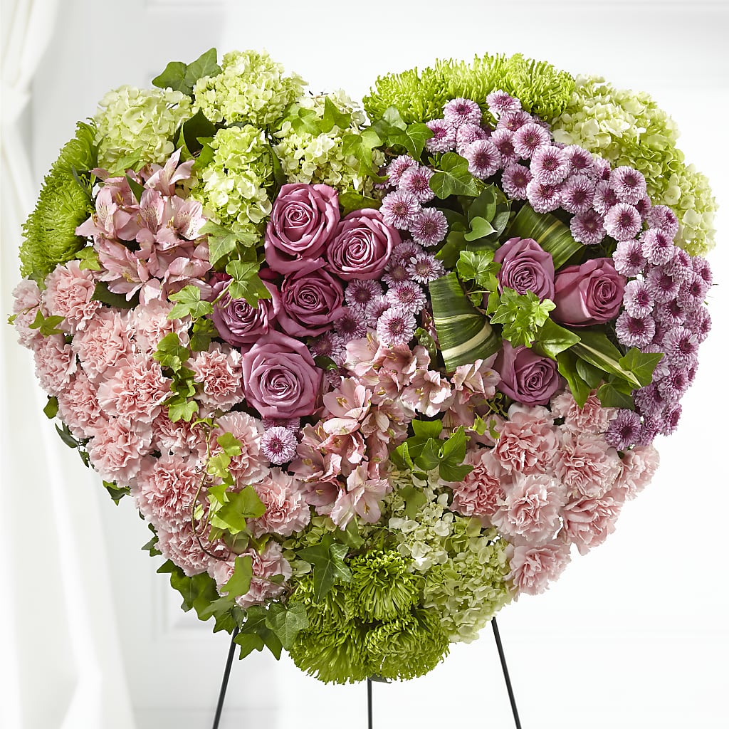 Heartwarming Standing Heart – MARIA'S FLORAL CREATIONS, Bethel CT