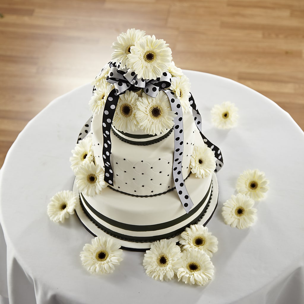 Simple Sophistication Cake Décor – MARIA'S FLORAL CREATIONS, Bethel CT