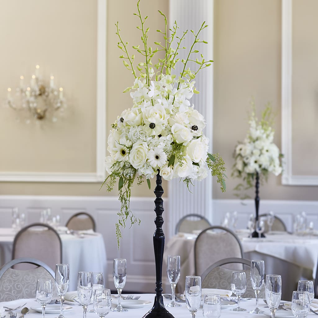 Regency Centerpiece – MARIA'S FLORAL CREATIONS, Bethel CT