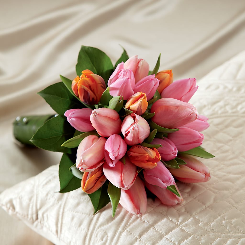 Embraceable Bouquet – MARIA'S FLORAL CREATIONS, Bethel CT