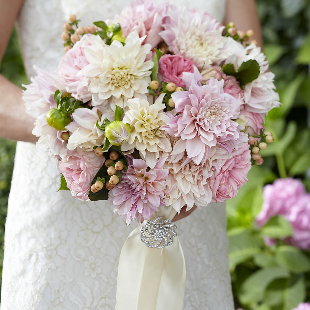 Heart's Promise Bouquet – MARIA'S FLORAL CREATIONS, Bethel CT