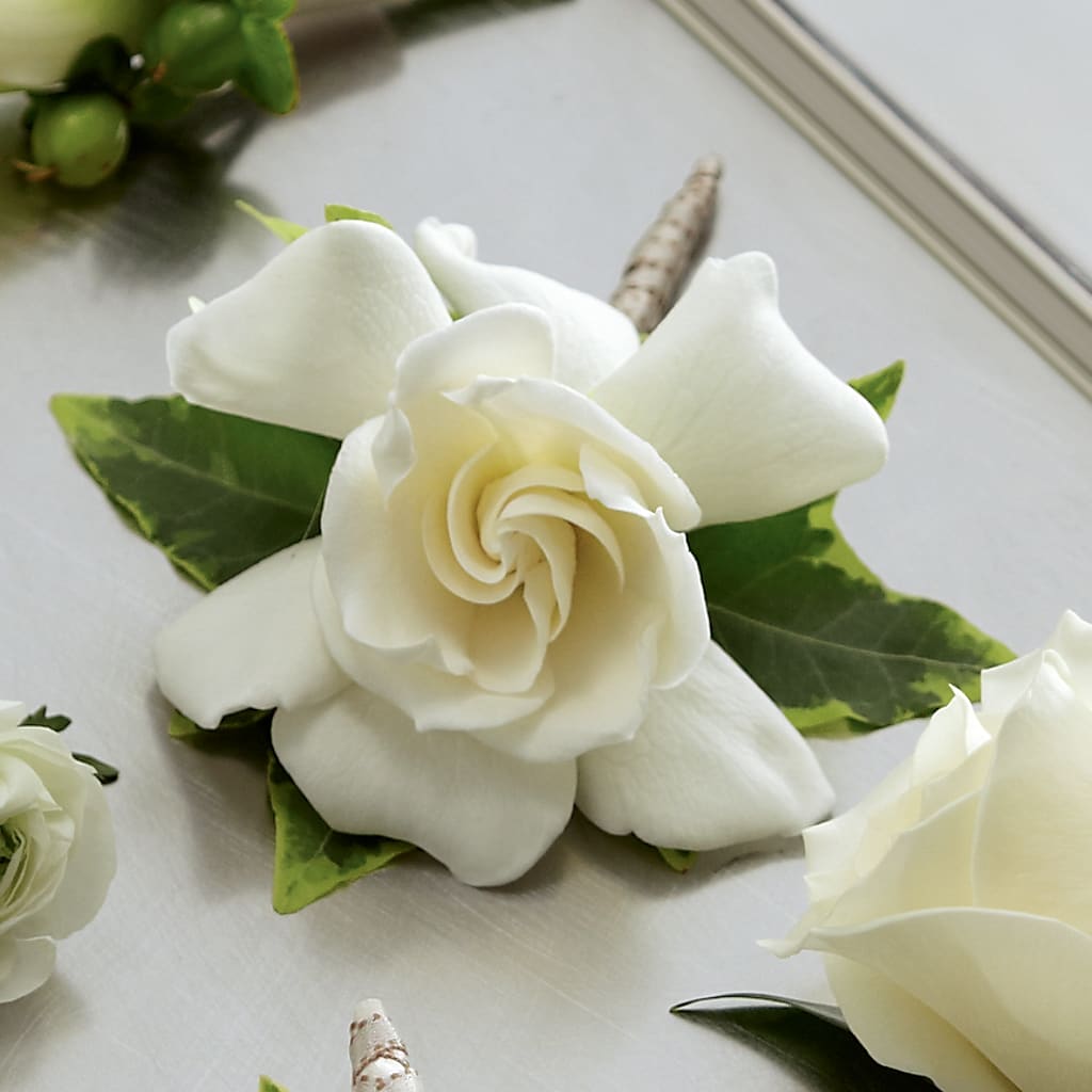 Gardenia Boutonniere – MARIA'S FLORAL CREATIONS, Bethel CT