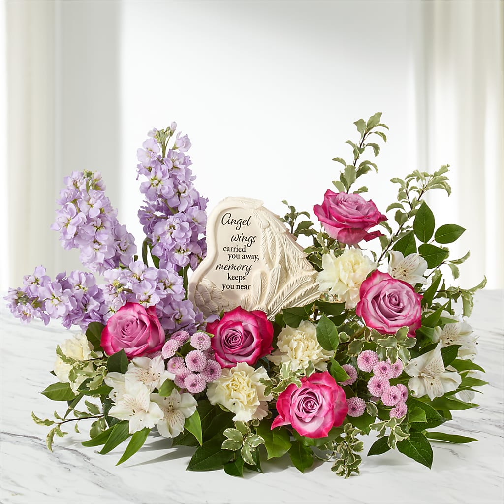 In My Heart Arrangement – MARIA'S FLORAL CREATIONS, Bethel CT