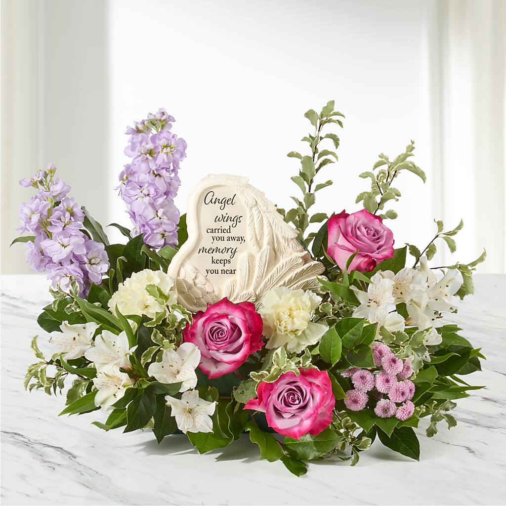 In My Heart Arrangement – MARIA'S FLORAL CREATIONS, Bethel CT