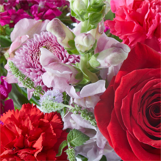 Simply the Best - A Florist Original – MARIA'S FLORAL CREATIONS, Bethel CT