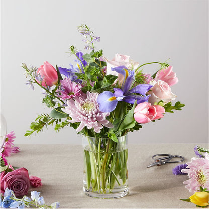 Pastel Tradition - A Florist Original – MARIA'S FLORAL CREATIONS, Bethel CT