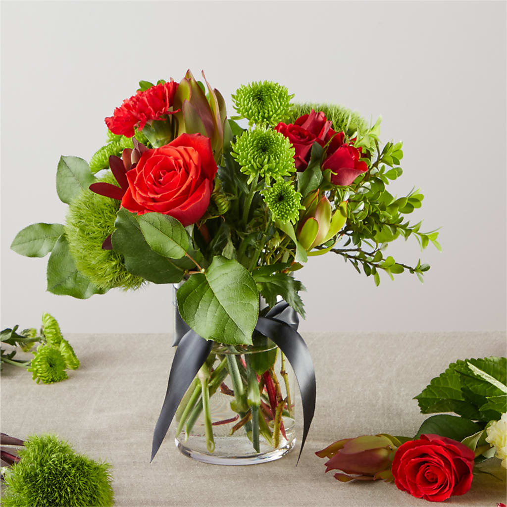 Heritage Kindle – A Florist Original – MARIA'S FLORAL CREATIONS, Bethel CT