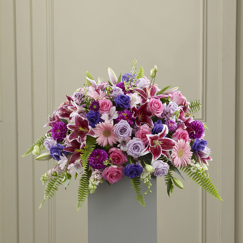 Fare Thee Well Pedestal – MARIA'S FLORAL CREATIONS, Bethel CT