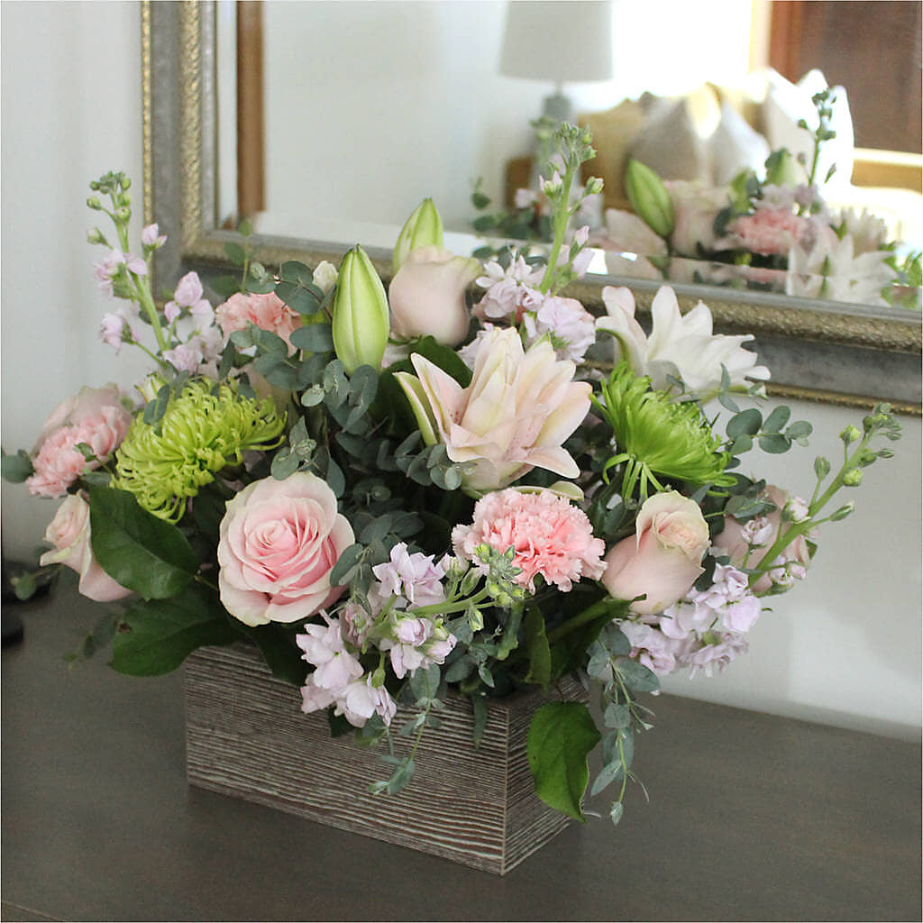 Beautiful Spirit Basket – MARIA'S FLORAL CREATIONS, Bethel CT