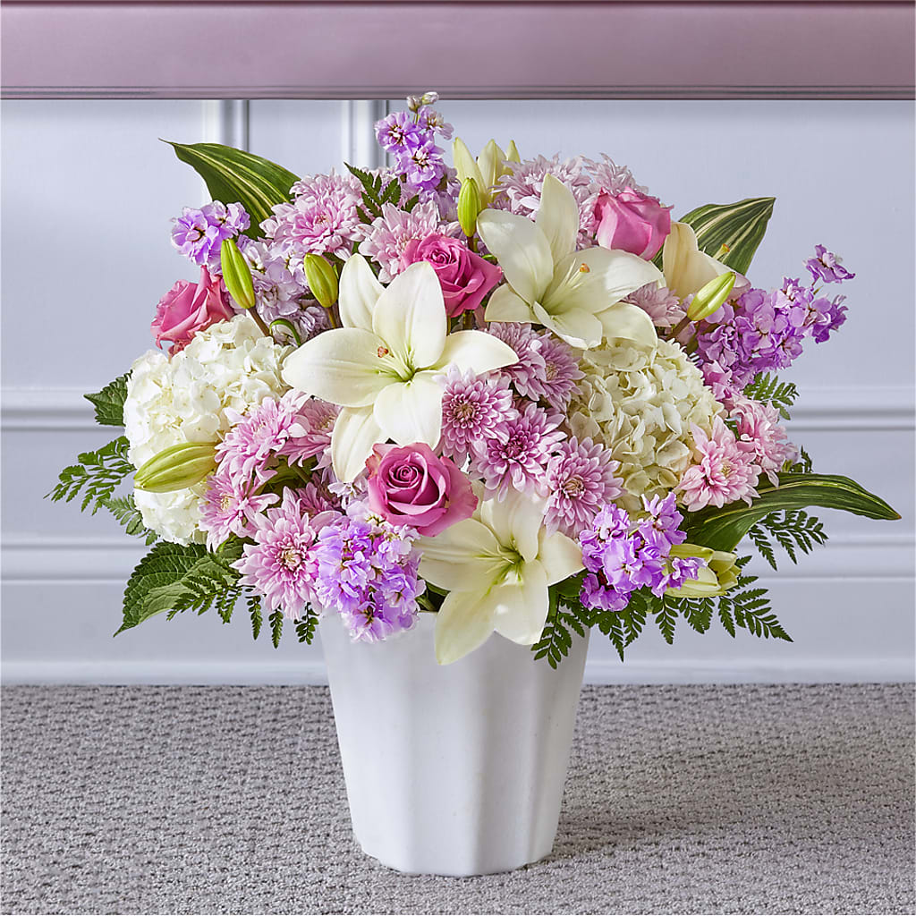 Heaven Sent Floor Basket – MARIA'S FLORAL CREATIONS, Bethel CT