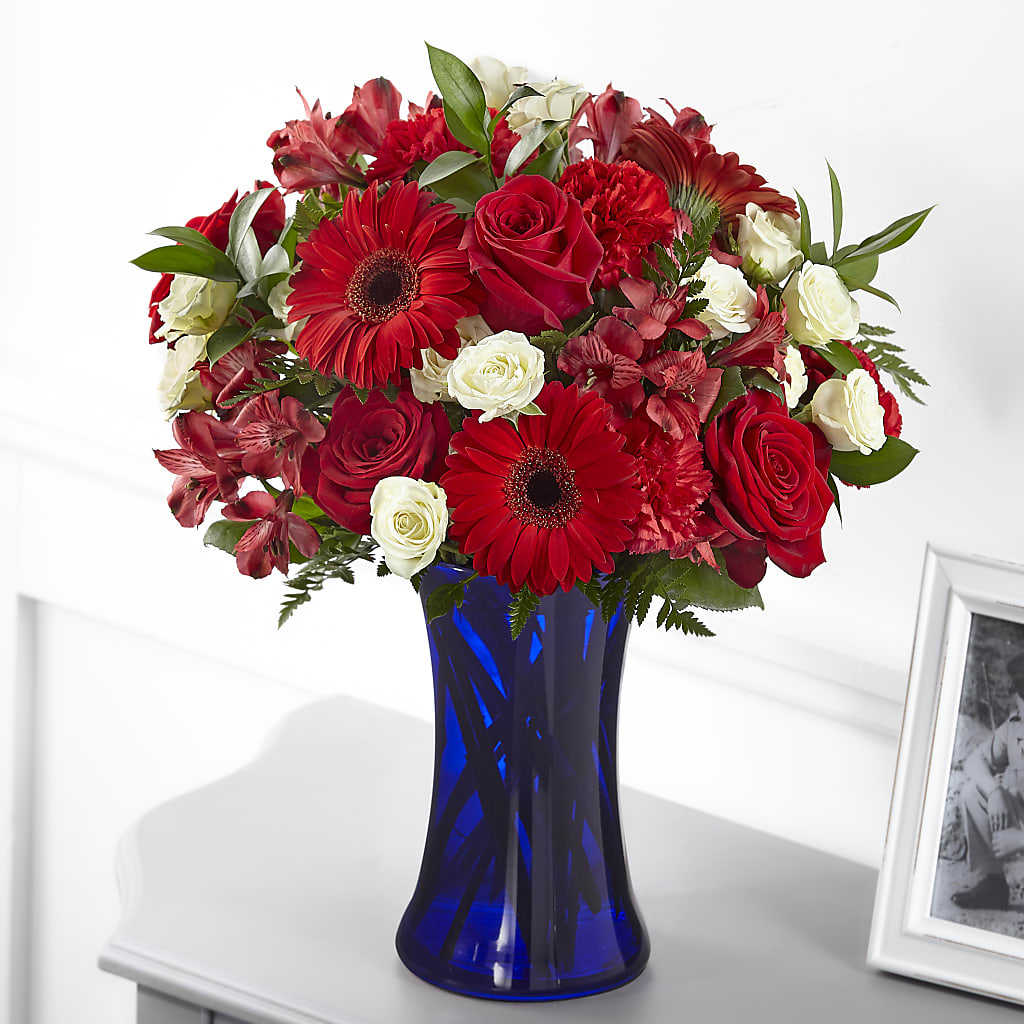 Hearts Embrace Bouquet – MARIA'S FLORAL CREATIONS, Bethel CT