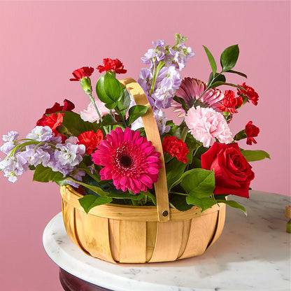 Pink Picnic Basket – MARIA'S FLORAL CREATIONS, Bethel CT