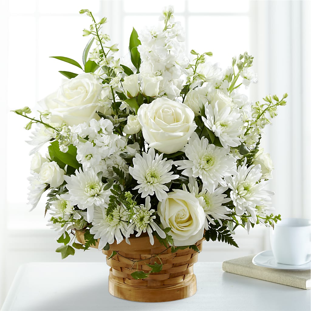 Heartfelt Condolences Arrangement – MARIA'S FLORAL CREATIONS, Bethel CT