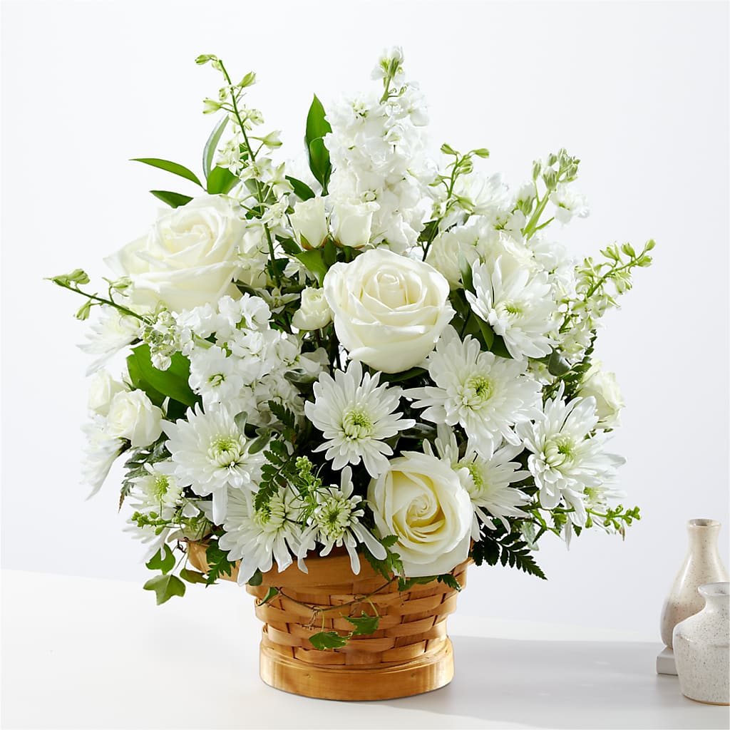 Heartfelt Condolences Arrangement – MARIA'S FLORAL CREATIONS, Bethel CT