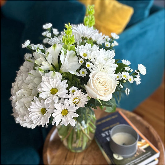 Classic Ivory – A Florist Original – MARIA'S FLORAL CREATIONS, Bethel CT
