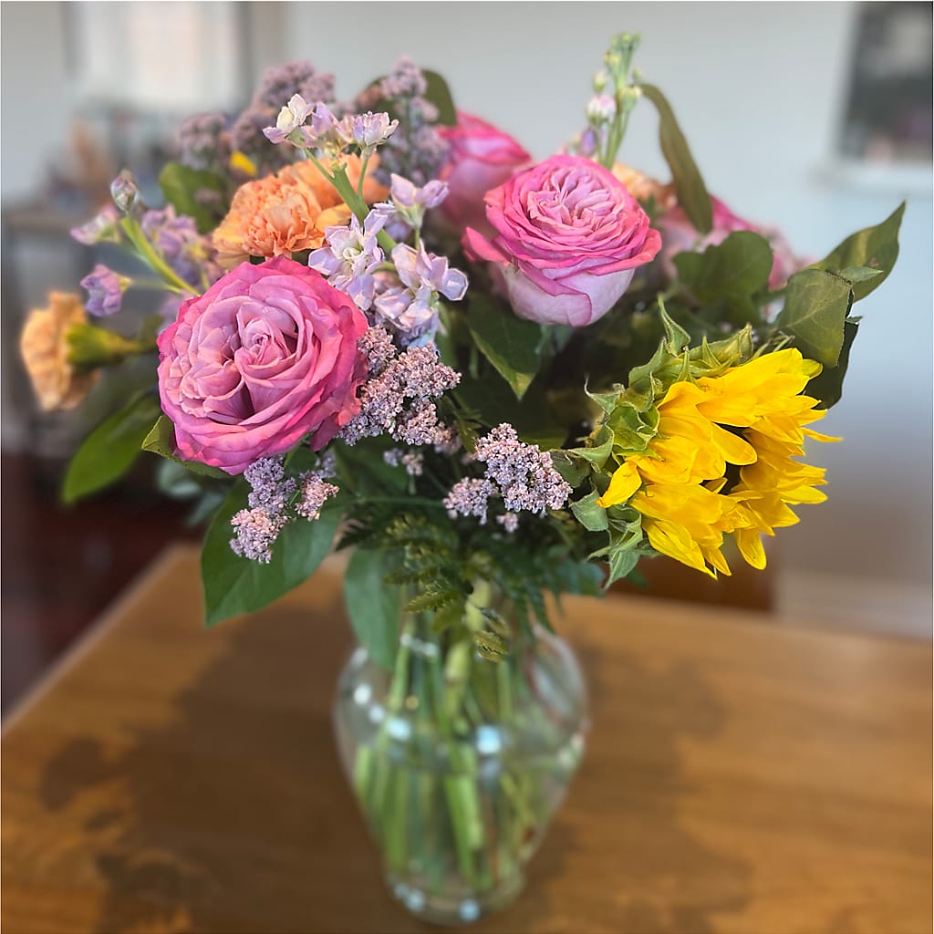 Yellow Brick Road Bouquet – MARIA'S FLORAL CREATIONS, Bethel CT