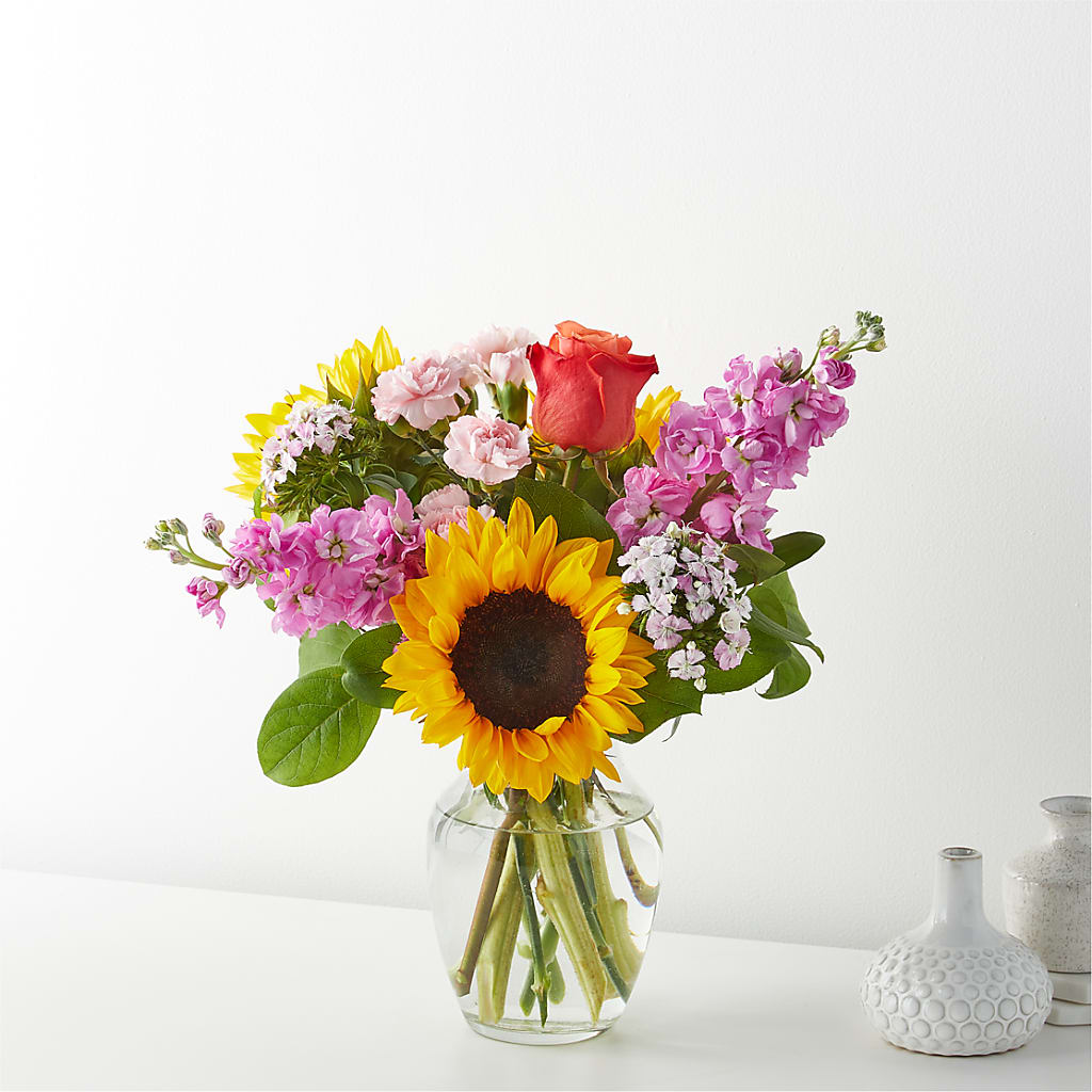 Yellow Brick Road Bouquet – MARIA'S FLORAL CREATIONS, Bethel CT