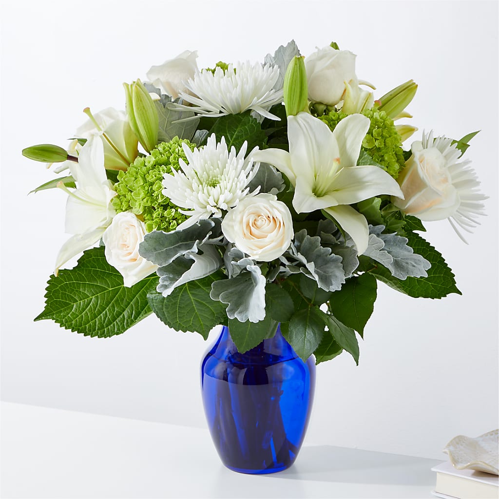 Snowy Dreams Bouquet – MARIA'S FLORAL CREATIONS, Bethel CT