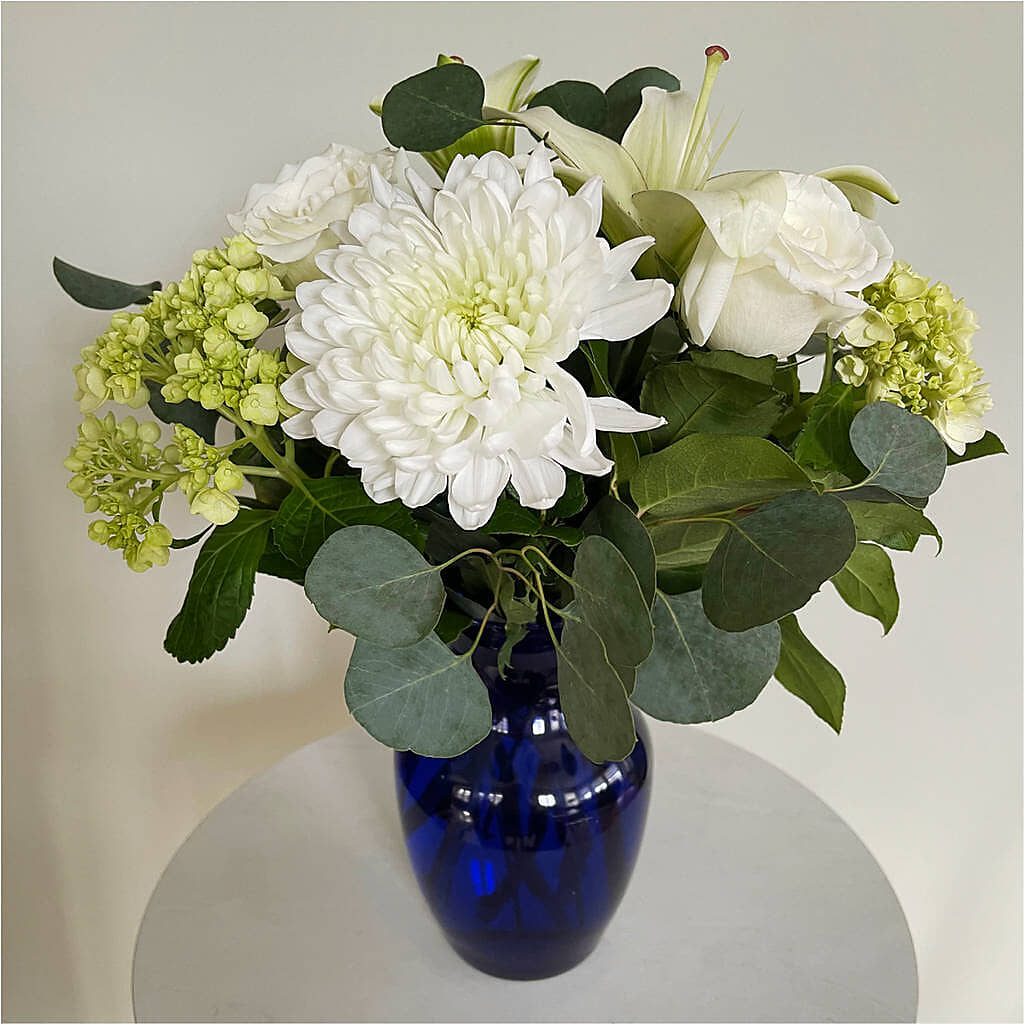 Snowy Dreams Bouquet – MARIA'S FLORAL CREATIONS, Bethel CT