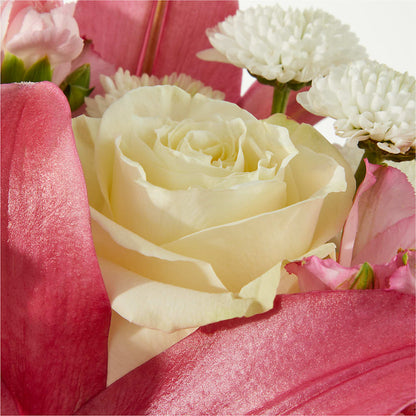 Piece of Cake Bouquet – MARIA'S FLORAL CREATIONS, Bethel CT