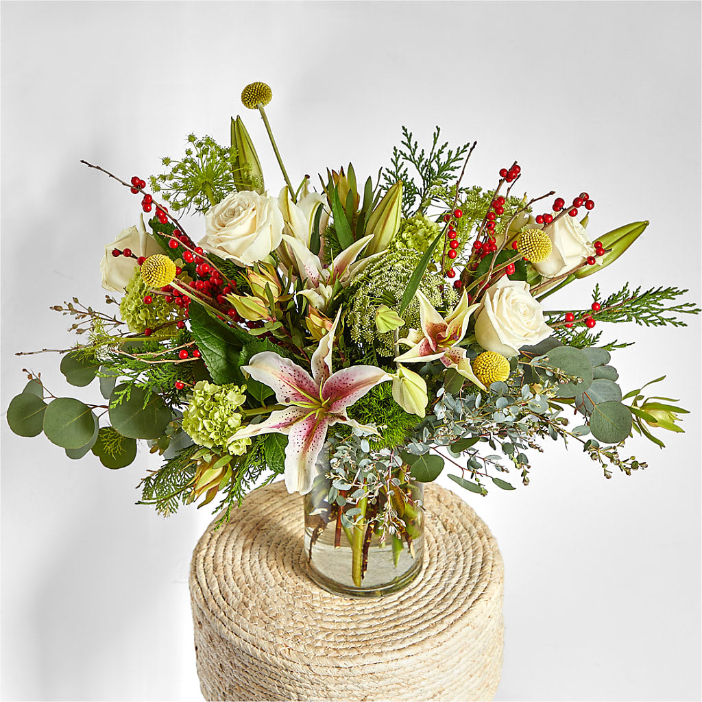 Berry & Bright Bouquet – MARIA'S FLORAL CREATIONS, Bethel CT