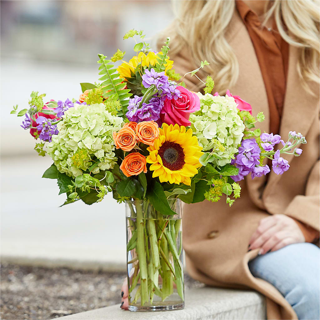 Vibrant Greetings Bouquet – MARIA'S FLORAL CREATIONS, Bethel CT