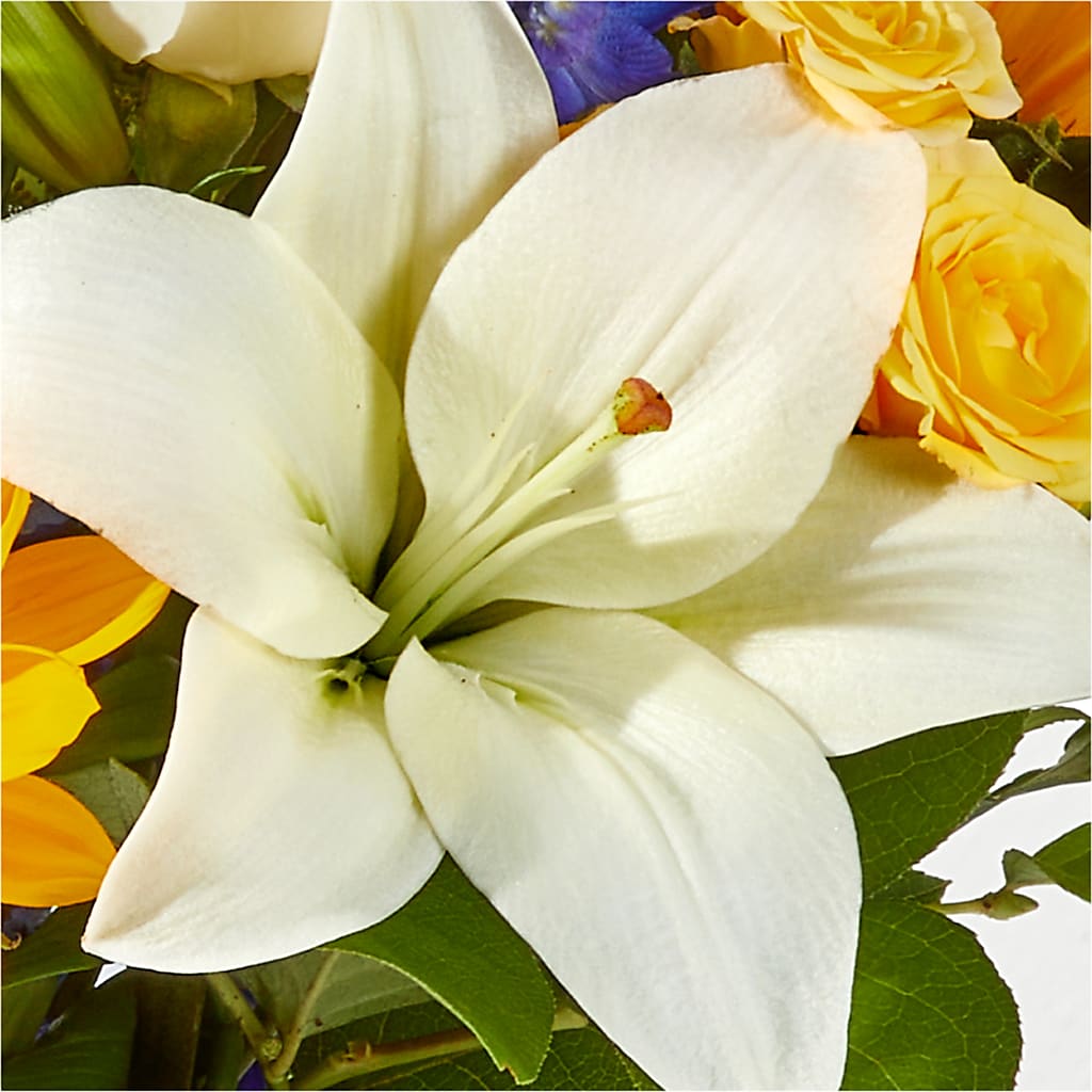 Wonderfully Sunny Bouquet – MARIA'S FLORAL CREATIONS, Bethel CT