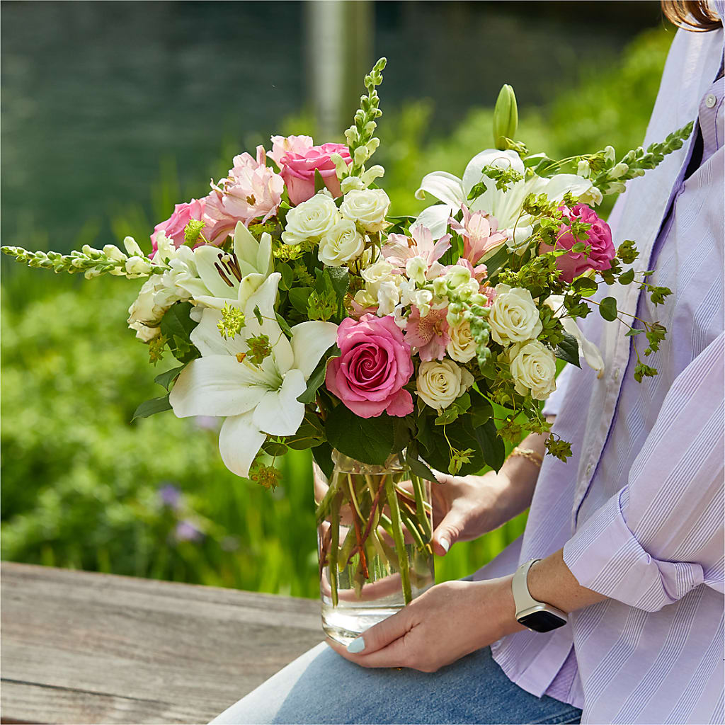 Fondly Bouquet – MARIA'S FLORAL CREATIONS, Bethel CT