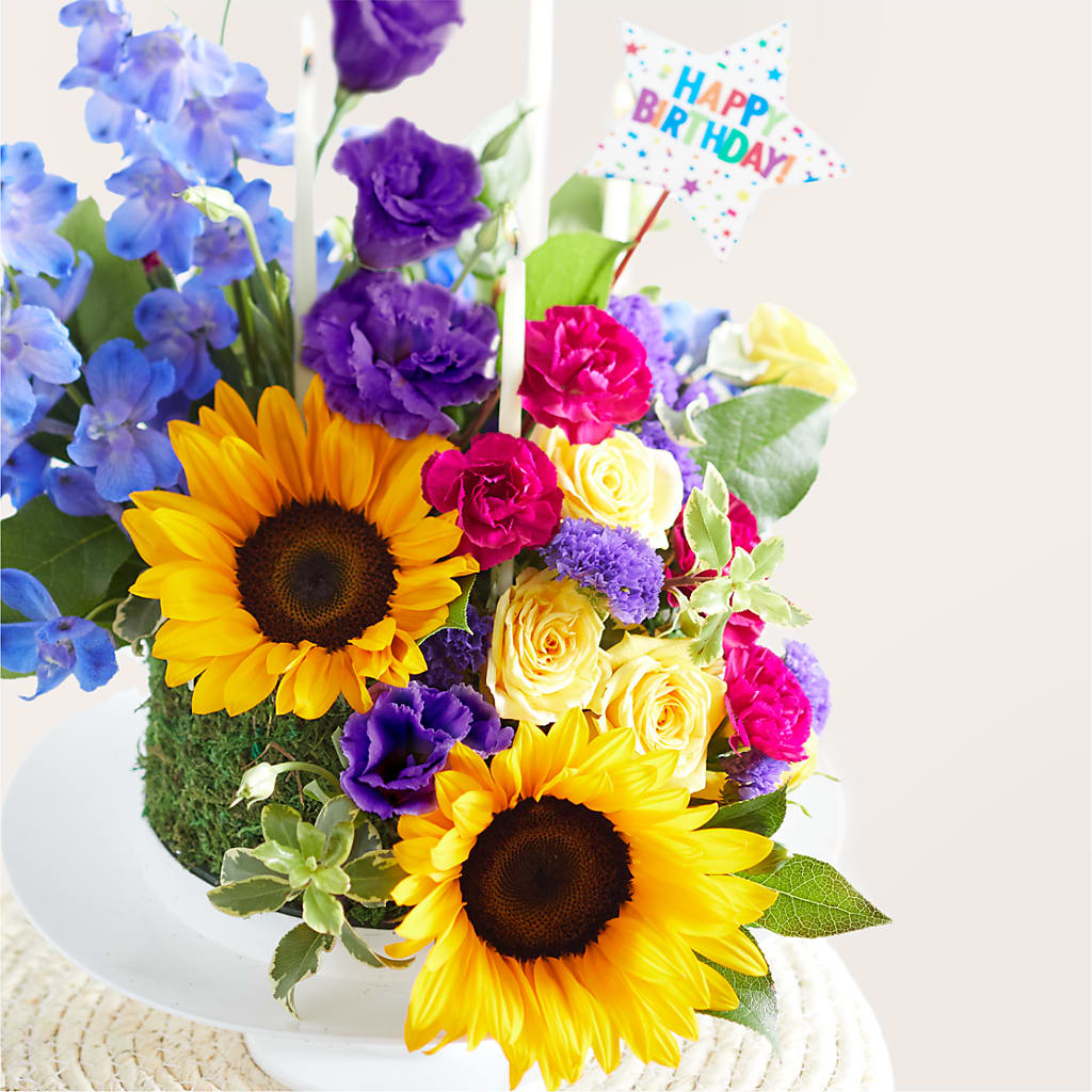 Star of the Day Floral Cake – MARIA'S FLORAL CREATIONS, Bethel CT