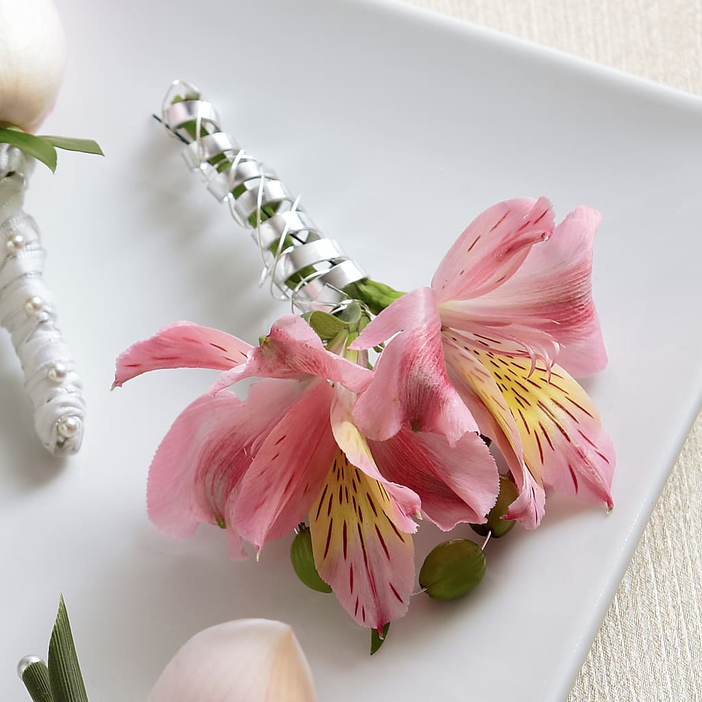 Pink Peruvian Lily Boutonniere – MARIA'S FLORAL CREATIONS, Bethel CT