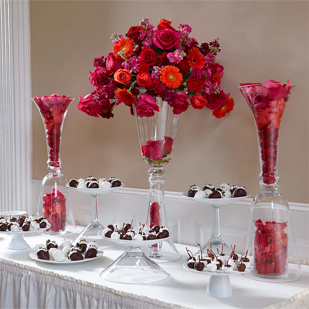 Life's Sweetness Centerpiece – MARIA'S FLORAL CREATIONS, Bethel CT