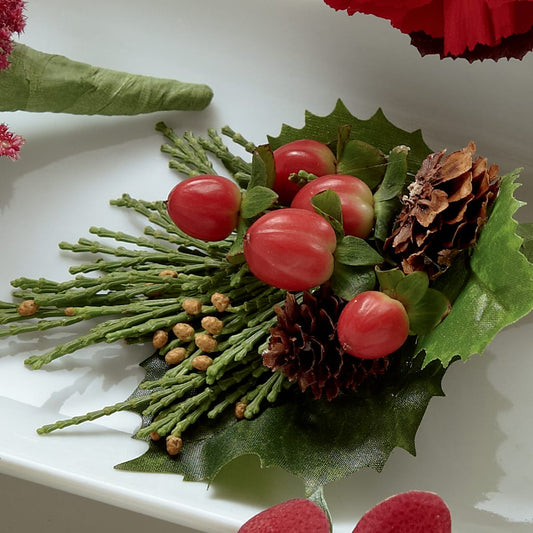 Red Berry Boutonniere – MARIA'S FLORAL CREATIONS, Bethel CT