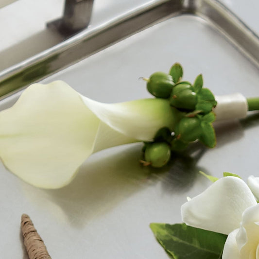 White Calla Boutonniere – MARIA'S FLORAL CREATIONS, Bethel CT